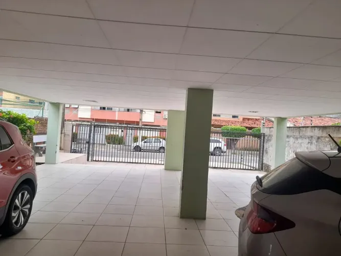 Apartamento 4 quartos, 2 suites, 3ª quadra da praia - Edf Saquarema Jatiuca - Baixamos