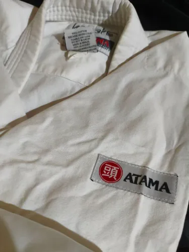 Kimono M3 Atama karatê