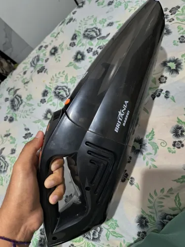 Aspirador de pó e água Britânia 