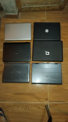 Lote 6 notebook todos ligando para conserto ou aproveitar peças.