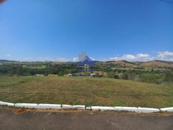 TERRENO DE 1.421,80m² CONDOMÍNIO RESERVA ALTOS DE CATAGUÁ EM TAUBATÉ /SP REF: