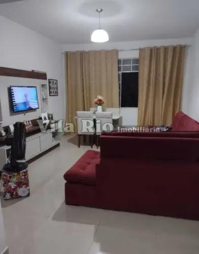 Apartamento em frente à Escola Municipal Zélia Braune.