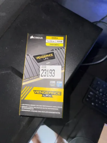 memória ddr4 32 gb corsair lacrada