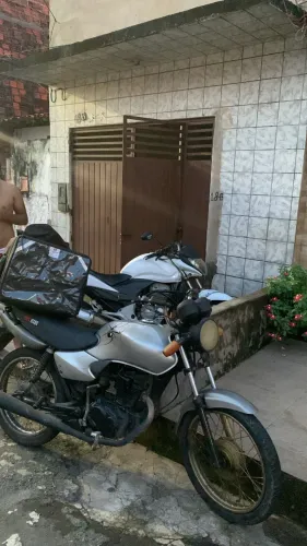 Moto pra quem quer sair do busao e trabalhar