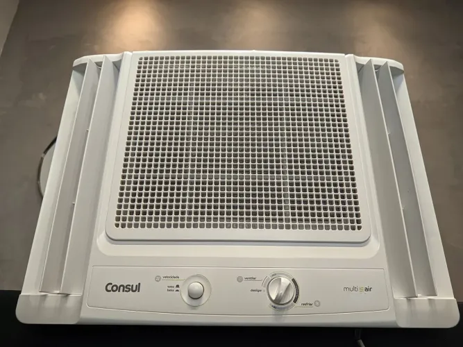 Ar condicionado gelando 100% já limpo pronto pra uso 