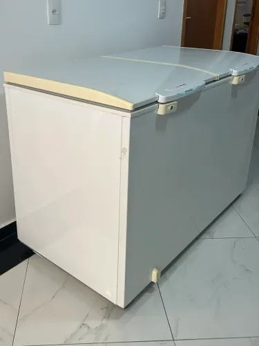 Freezer horizontal 385L.