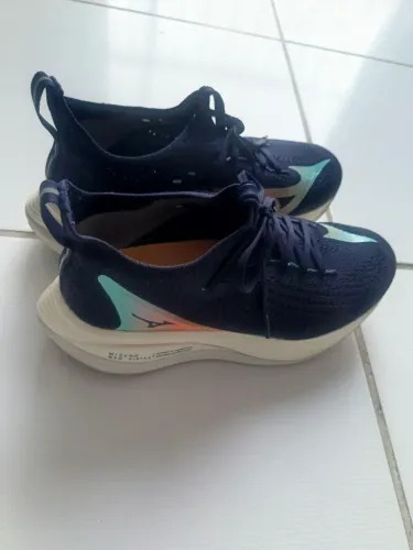 Mizuno Neo Vista 2