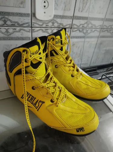 Sapatilha Everlast amarela  tamanho 41