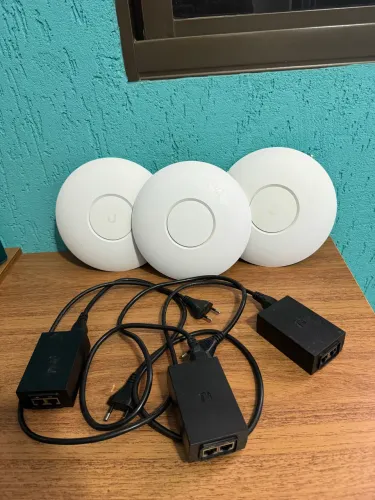 3 Ubiquiti Unifi AP AC Pro