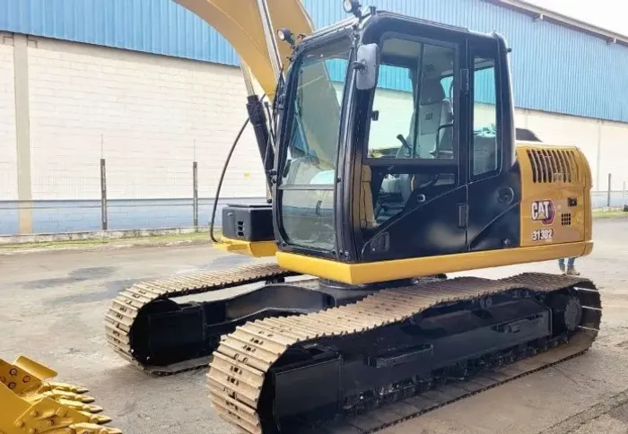 Escavadeira Cat 313D ano 2022