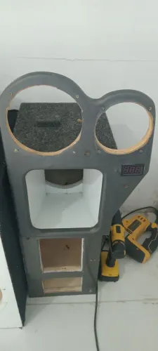 Cx de medio e cx de cornetao e tí