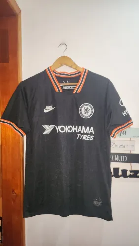 Duas Camisas do Chelsea tamanhos M