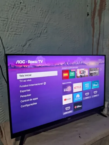 Smart Tv LED Hd 32 Polegadas AOC Sistema Roku TV Wi-Fi HDMI