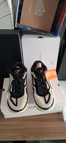 Tenis Jordan 1 Raridade 43