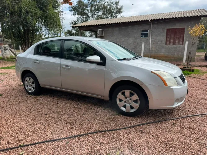 Nissan Sentra 2.0/ 2.0 Flex Fuel 16V Aut. 2009