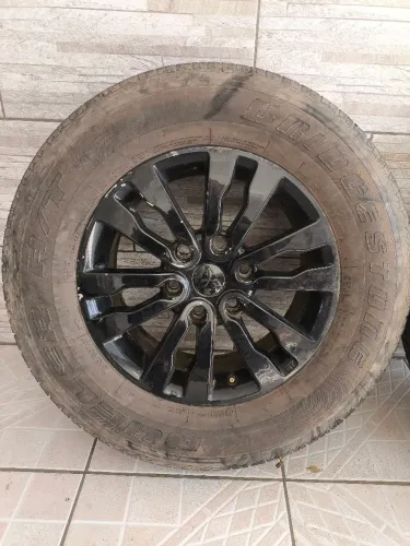Roda Pajero full Dakar 