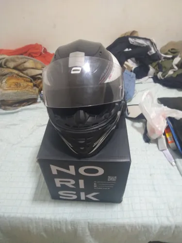 Capacete norisk condição excelente