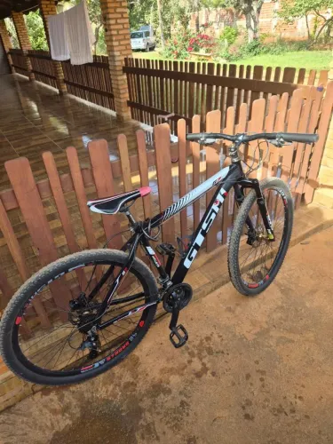 Bicicleta GTS M1