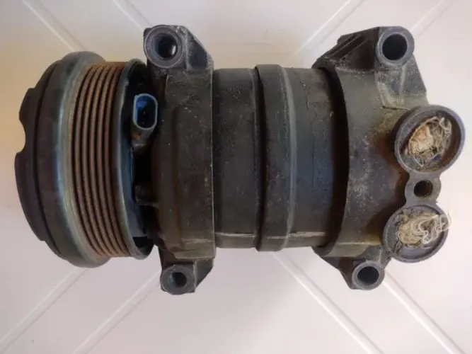 Compressor do ar condicionado Blazer 4.3 V6 1996 até 2004 - Com DEFEITO