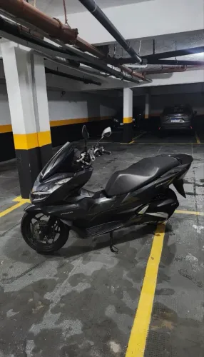 PCX 160 cinza