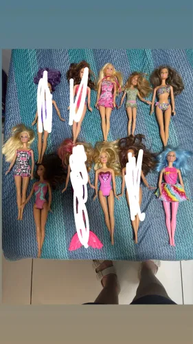 Barbies diversas