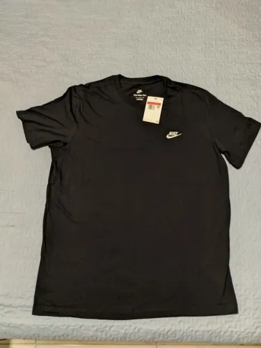 Camisetas ORIGINAIS Nike com etiqueta e sem uso - Tam G