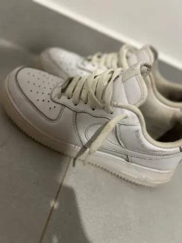 Nike Air Force 1 White Original - O Clássico que Combina com Tudo