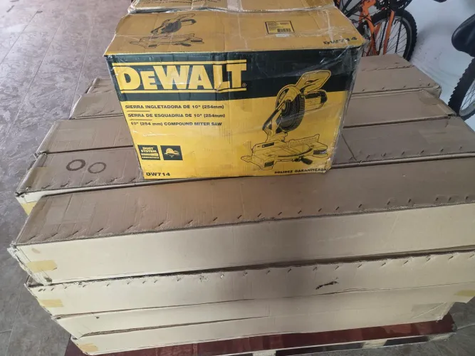 Serra De Esquadria Dewalt 254 Mm 1650w