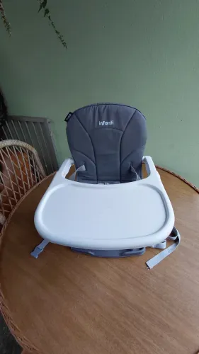 Cadeira de alimentação portátil