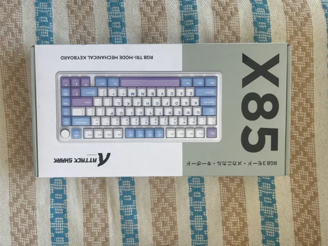 Teclado Gamer Attack Shark X85 RGB Tri-Mode