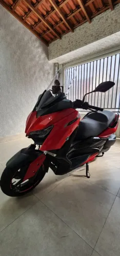 Yamaha XMAX 250 - Ano 2024