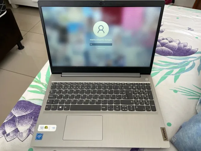 Notebook Lenovo IdeaPad 3 ? Windows 11 + Carregador