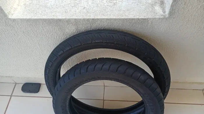 Pneu traseiro PCX + Pneu dianteiro Fan 160