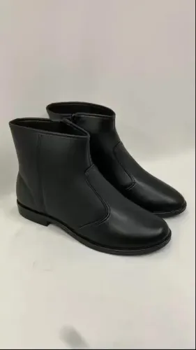 Bota cano baixo