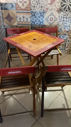 VENDO 18 CONJUNTOS DE MESAS DE MADEIRA