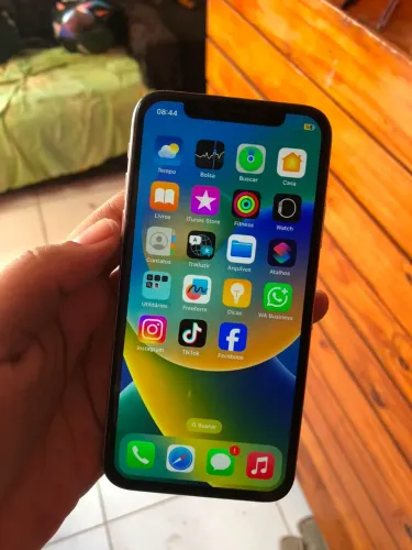 IPHONE X , V/T