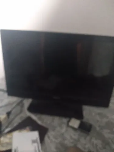 Uma tvmedia philco um celular Samsung um dr brinde celular de botão tudo por 900