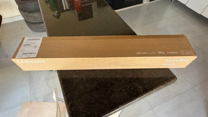 Soundbar Samsung HW-B400E