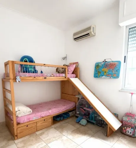 Beliche infantil de marcenaria - Tinoc, com escorregador