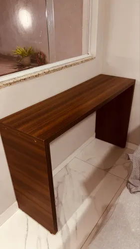 Vendo aparador de madeira
