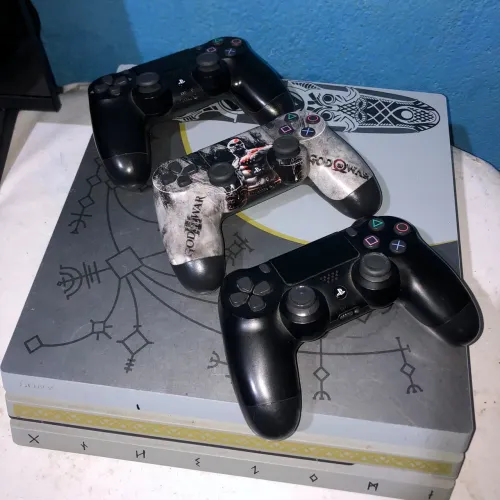 PS4 PRO 1 TERA EDIÇÃO LIMITADA RARIDADE GOOD OF WAR