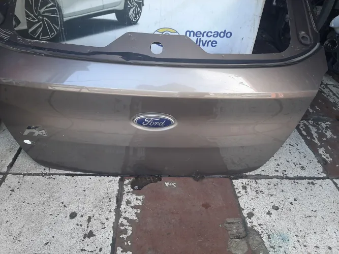 Tampa traseira Ford ka hacth 2015 / 20 