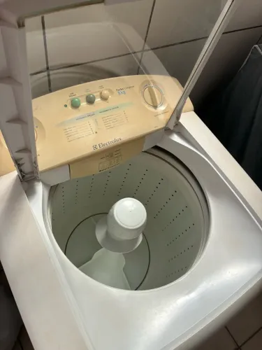 Máquina de lavar 9k Eletrolux