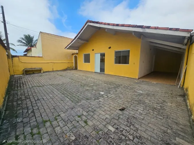 Casa para locação a 50 metros do mar - Nova Peruíbe - Peruíbe - SP