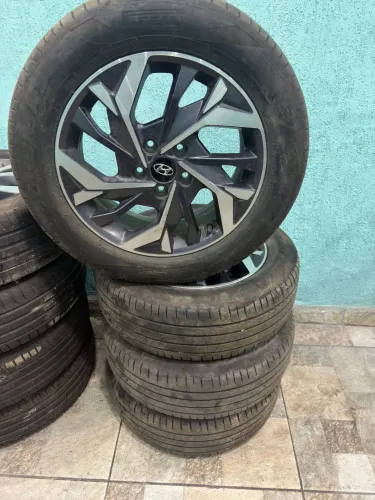 Vendo jogo de rodas Creta aro 17 5x114