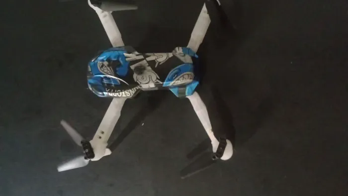Drone semi-novo