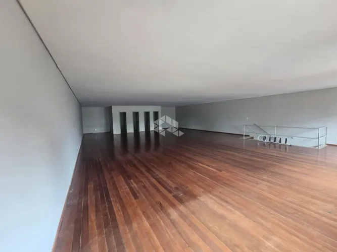 Sala Comercial no Bairro São Pelegrino em Caxias do Sul