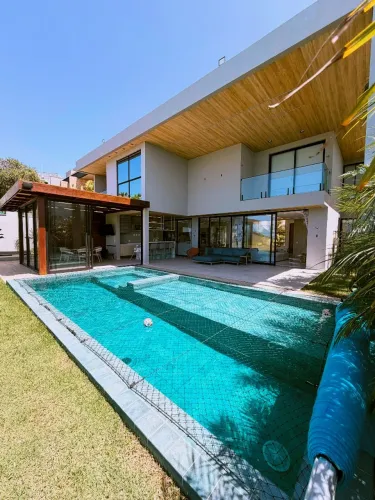 Magnífica casa de alto padrão no condomínio Atlantis em Maceió..