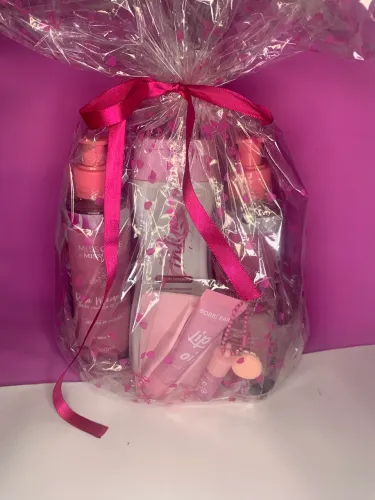Kit de Skincare para presentear quem você mais ama