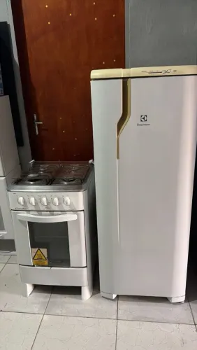 Geladeira e fogão